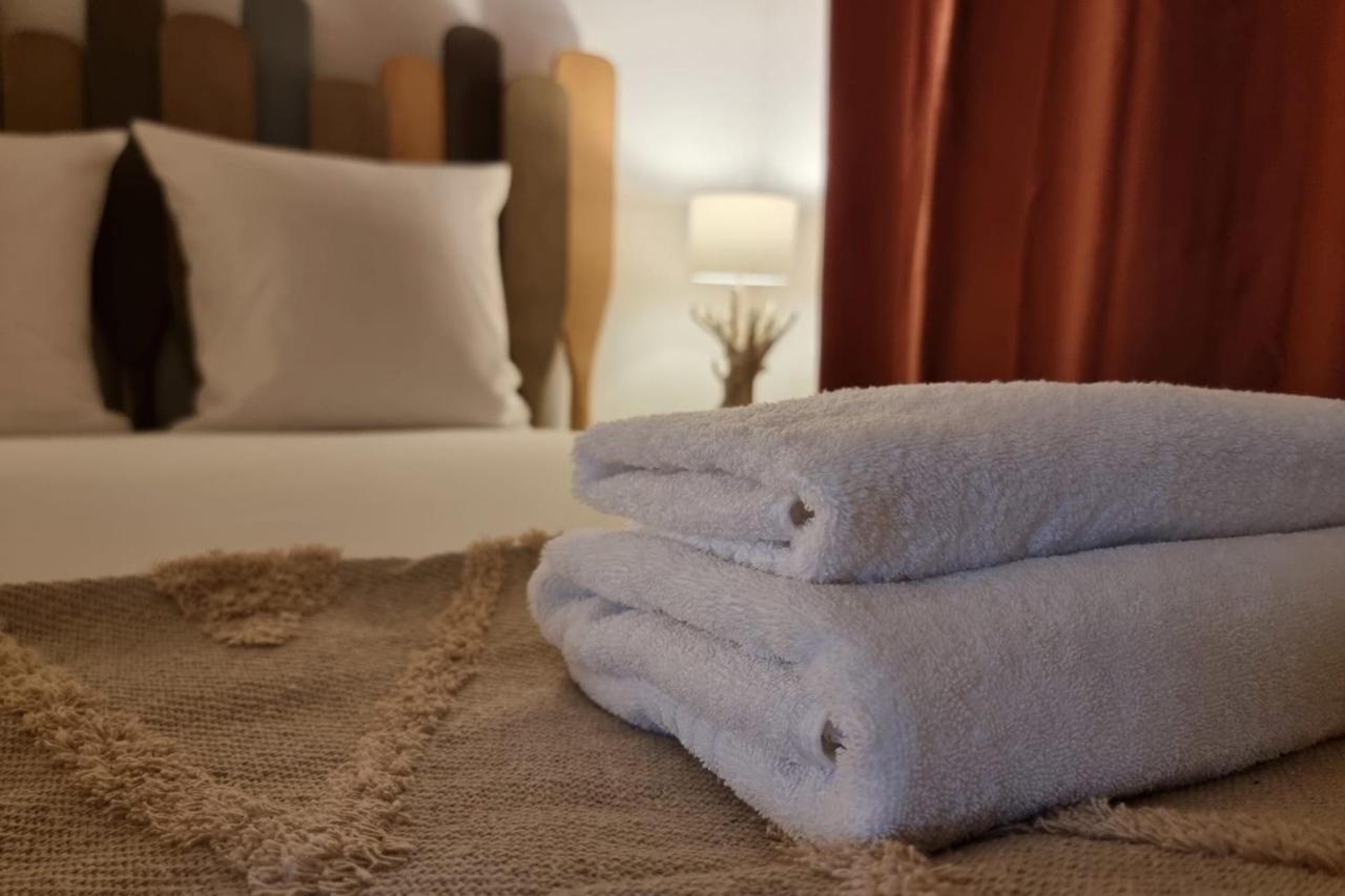Appartamento La Vague - Breath Of Freshness In Center Of Honfleur - Free Parking 550M Esterno foto